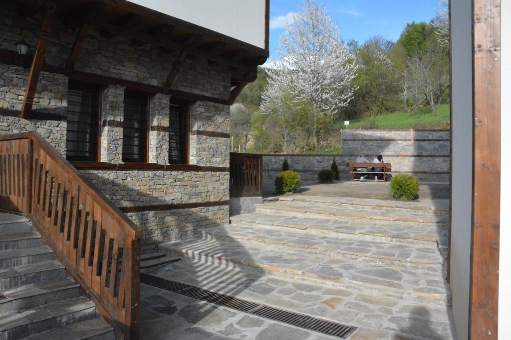 Leshtenski Perli Exterior photo